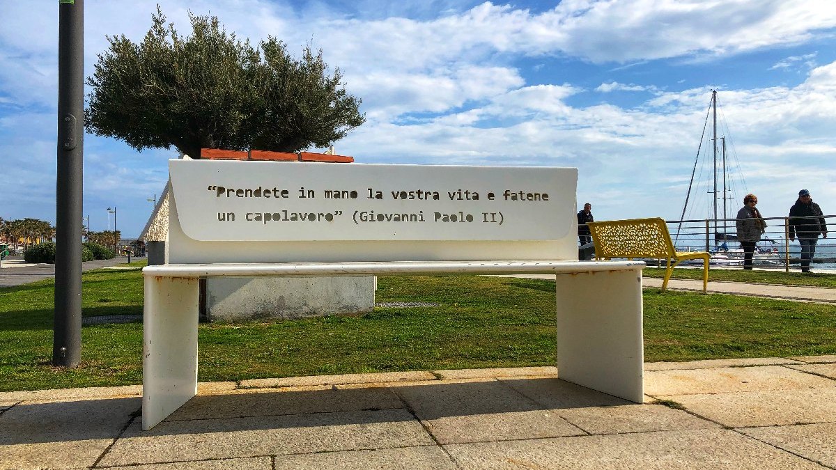 Opere sul lungo mare di Golfo Aranci
